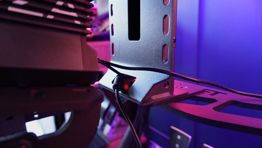 TR8 Pro Integrated Monitor Mount