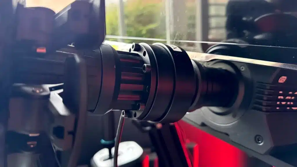 Asetek 3rd Party QR Adapter mounted to MOZA Racing Wheel