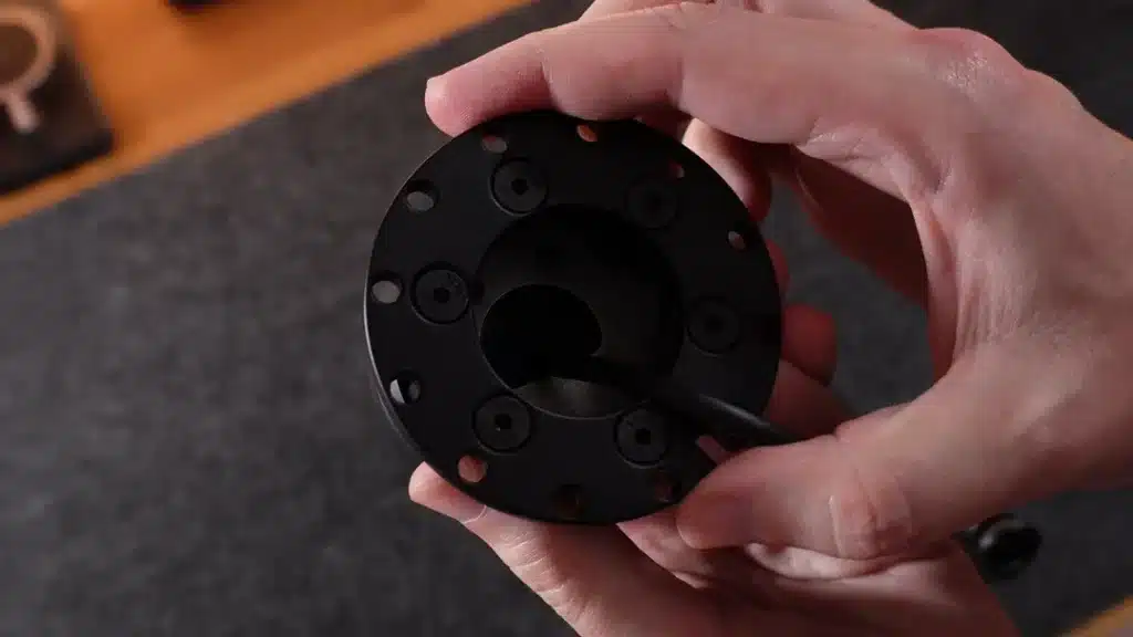 Asetek 3rd Party QR Adapter mounting holes
