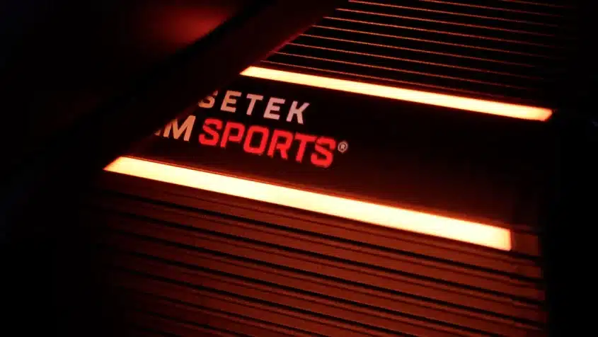 Asetek Forte Wheel base grooves