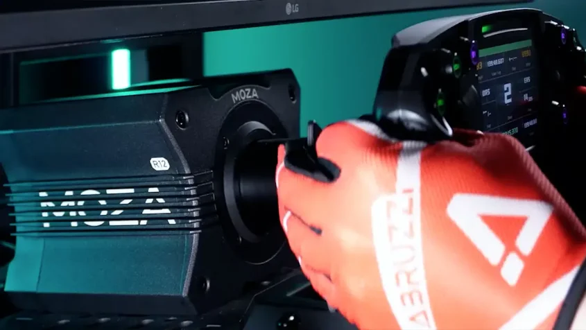 MOZA R12 Gameplay