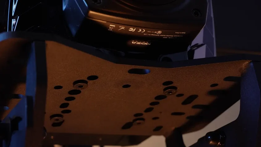 MOZA R21 Mounting Holes