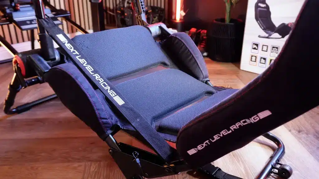 NLR Formula Lite Pro Seating Position