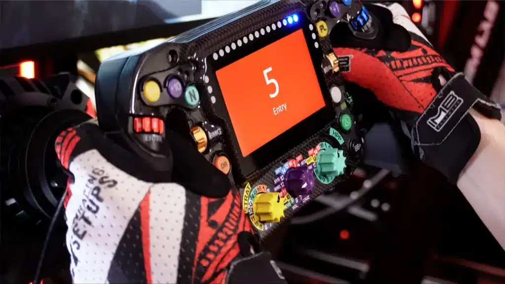Sim-Lab Mercedes-AMG F1 sim racing wheel gameplay 2