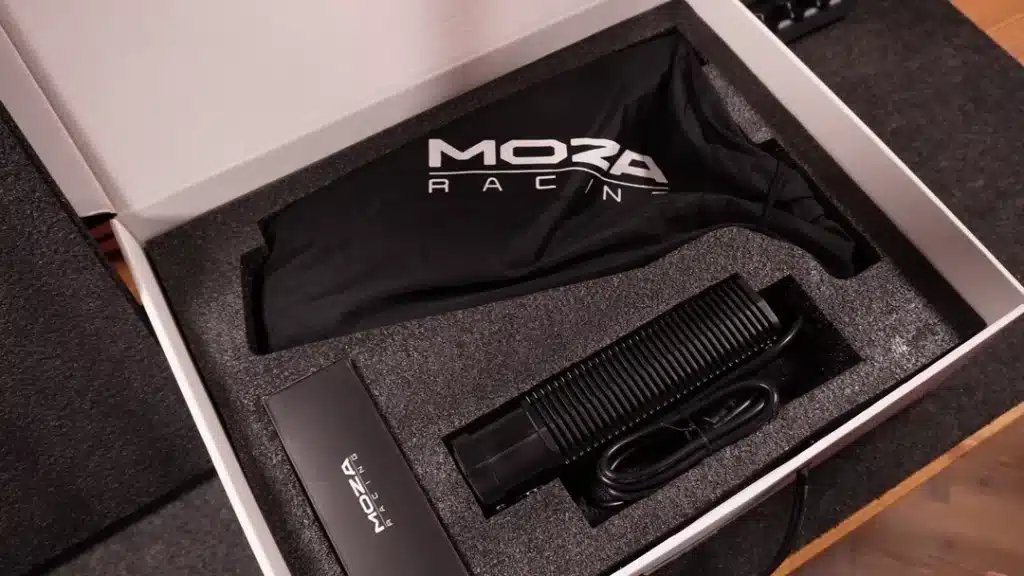 Unboxing Moza Mbooster Active Pedal