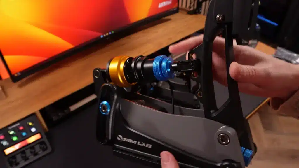 Unboxing Sim-Lab pedals